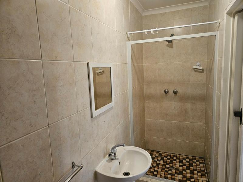 To Let 2 Bedroom Property for Rent in Parklands Western Cape